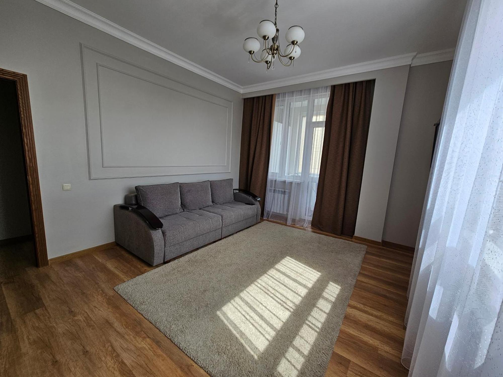 Ernaz Plus Apartments-Expo-Boulevard Astana Luaran gambar